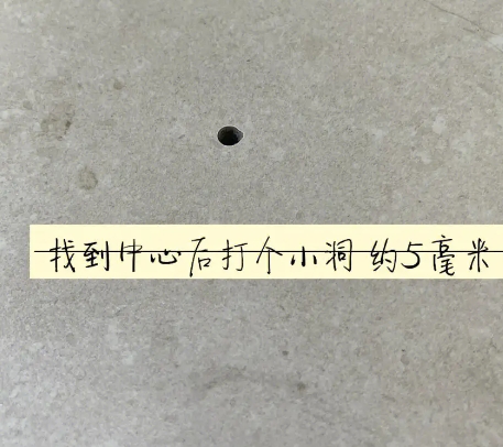 襄垣瓷砖空鼓维修公司专业解答在瓷砖铺贴过程中，如果砂料搅拌不均匀，将会带来以下问题